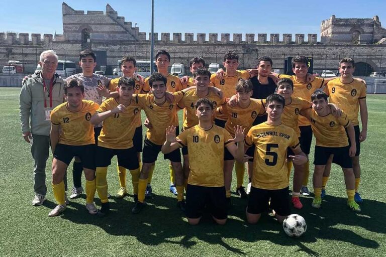 Güzeltepespor ile karşılaştığı maçta 5-3 galip